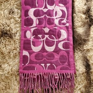Coach scarf